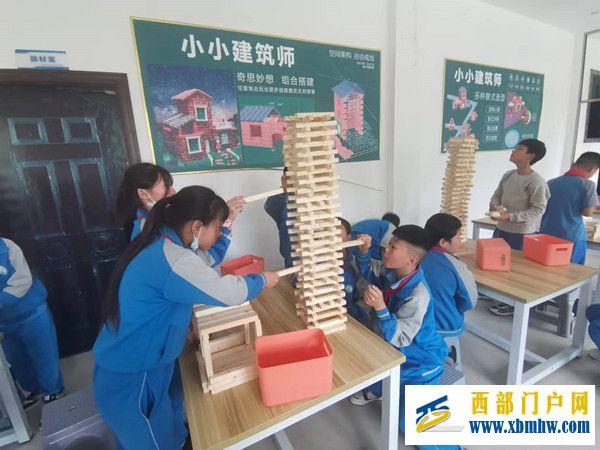 追根溯源学党史 砥砺前行颂党恩(图4) 我是小小建筑师_副本.jpg