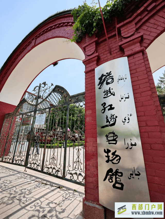 在油画中的塔城,让时光慢下来(图1) 在油画中的塔城,让时光慢下来(图1)