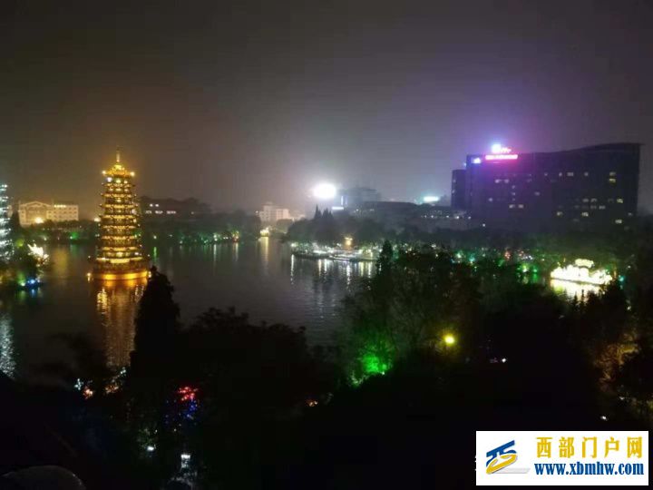 桂林旅游攻略必去景点(推荐这6个)(图11) 桂林旅游攻略必去景点(推荐这6个)(图11)