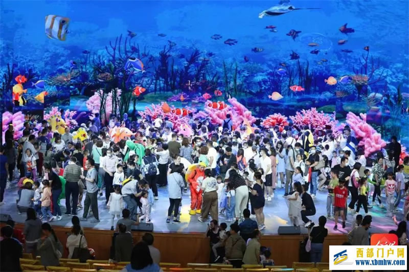 文化|以“创”为“闯”,看贵阳旅游演艺剧场如何变“聚场”(图1) 文化|以“创”为“闯”,看贵阳旅游演艺剧场如何变“聚场”(图1)