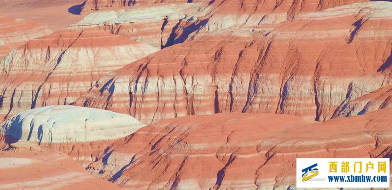 新疆克拉玛依:地质奇观“小红山”(图1) 新疆克拉玛依:地质奇观“小红山”(图1)