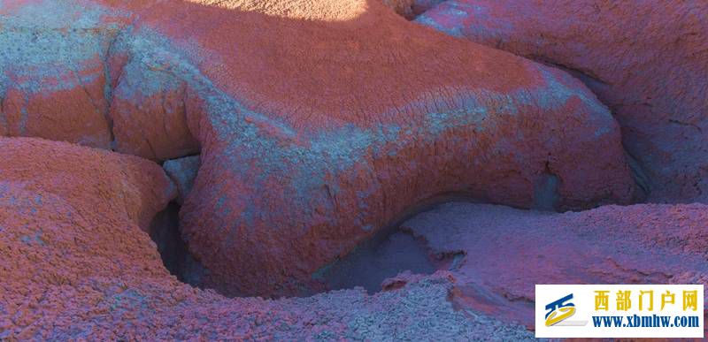 新疆克拉玛依:地质奇观“小红山”(图2) 新疆克拉玛依:地质奇观“小红山”(图2)