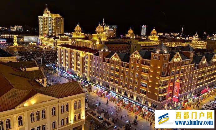 夜幕下的满洲里步行街(图3) 夜幕下的满洲里步行街(图3)