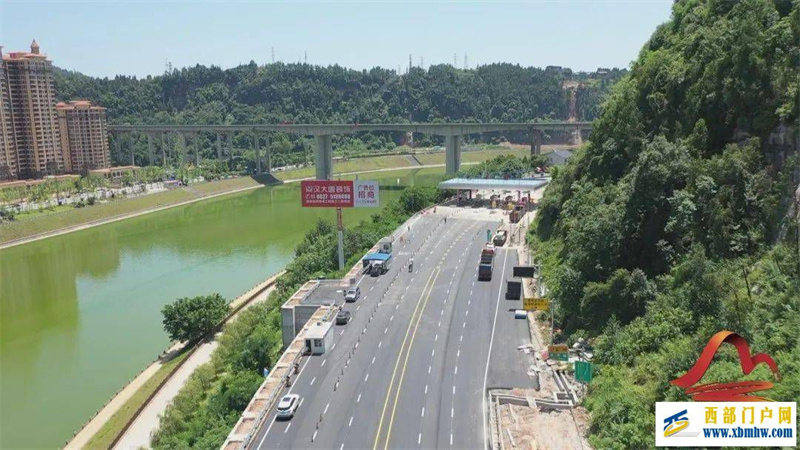 巴中南出口!正式通车!(图1) 巴中南出口!正式通车!(图1)