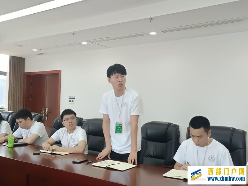 贵州大学研究生暑期社会实践省招院分队 “青春心向党,百年再起航”专题学习活动(图7) 图片7.jpg