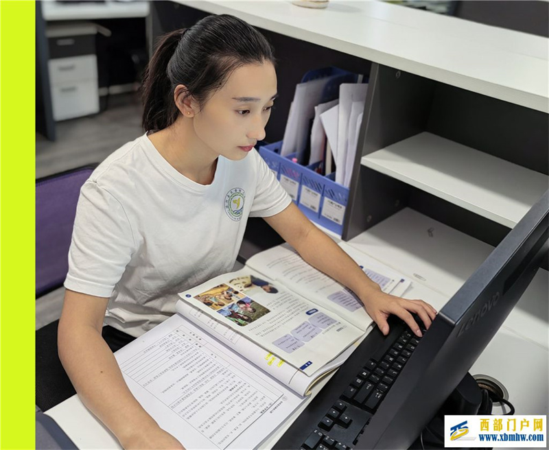 杨燕玲:最美培根铸魂幼教人(图1) 图片.jpg