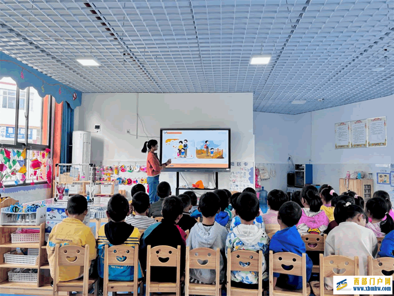 童心暖重阳.乐享好时代-刀坝镇中心幼儿园(图1) 图片3.png