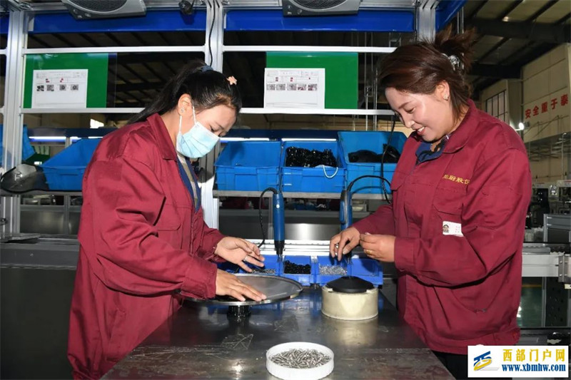 高原人终于用上了自己的高压锅(图1) 高原人终于用上了自己的高压锅(图1)