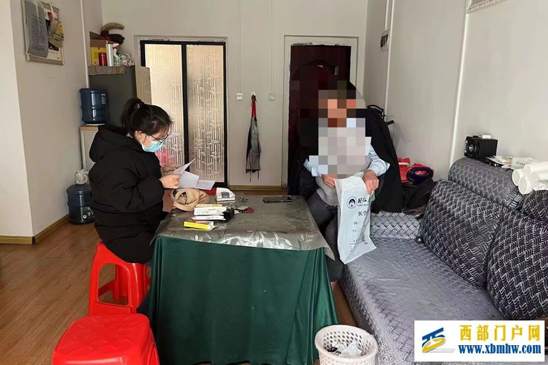 入户走访低保户 真心关怀暖人心(图1) 22.jpg