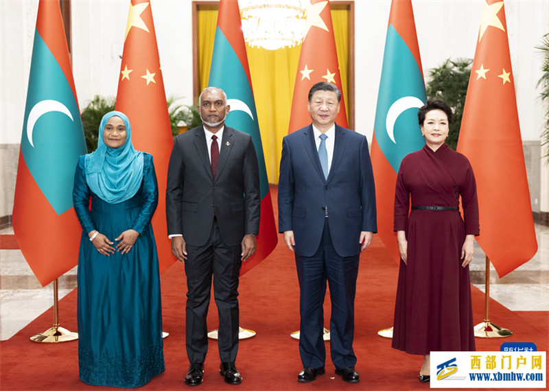习近平同马尔代夫总统穆伊兹会谈(图2) 习近平同马尔代夫总统穆伊兹会谈(图2)