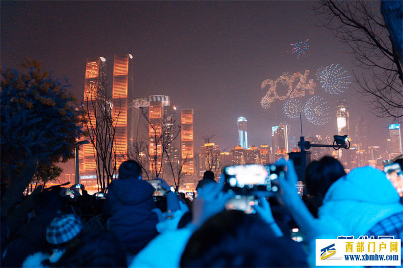 春节长假 重庆文旅“热辣滚烫”(图1) 春节长假 重庆文旅“热辣滚烫”(图1)