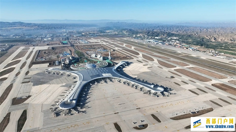 兰州中川国际机场三期扩建工程主体工程竣工(图1) 兰州中川国际机场三期扩建工程主体工程竣工(图1)