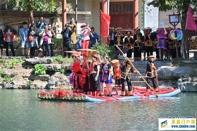 广西蒙山:文化惠民促进民族团结(图6) 广西蒙山:文化惠民促进民族团结(图6)