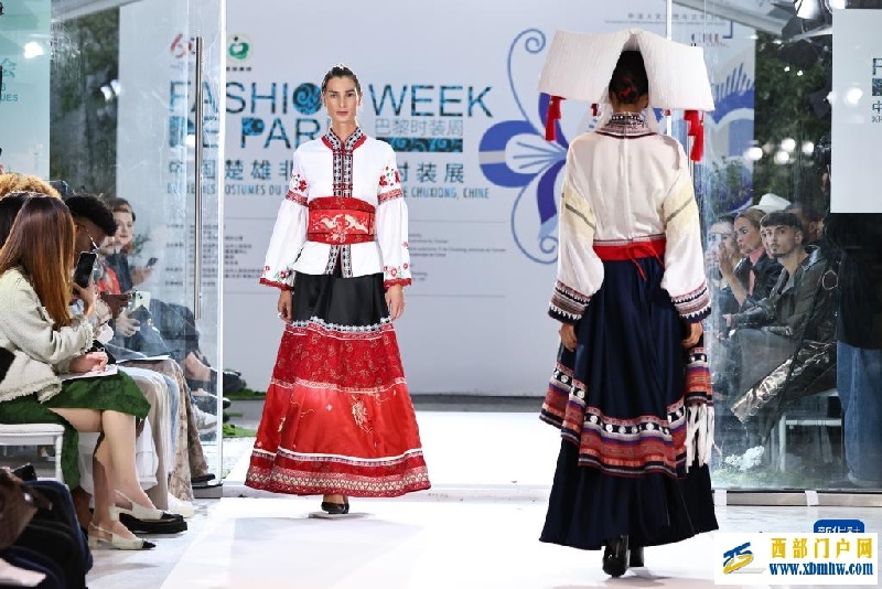 镜头连中外 | 楚雄彝绣“秀”巴黎(图5) 镜头连中外 | 楚雄彝绣“秀”巴黎(图5)