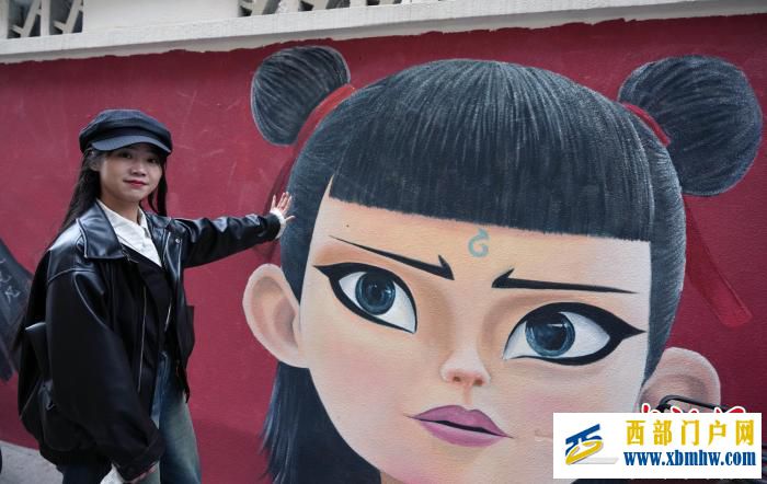 成都一街区哪吒形象墙成为网红打卡点(图3) 成都一街区哪吒形象墙成为网红打卡点(图3)