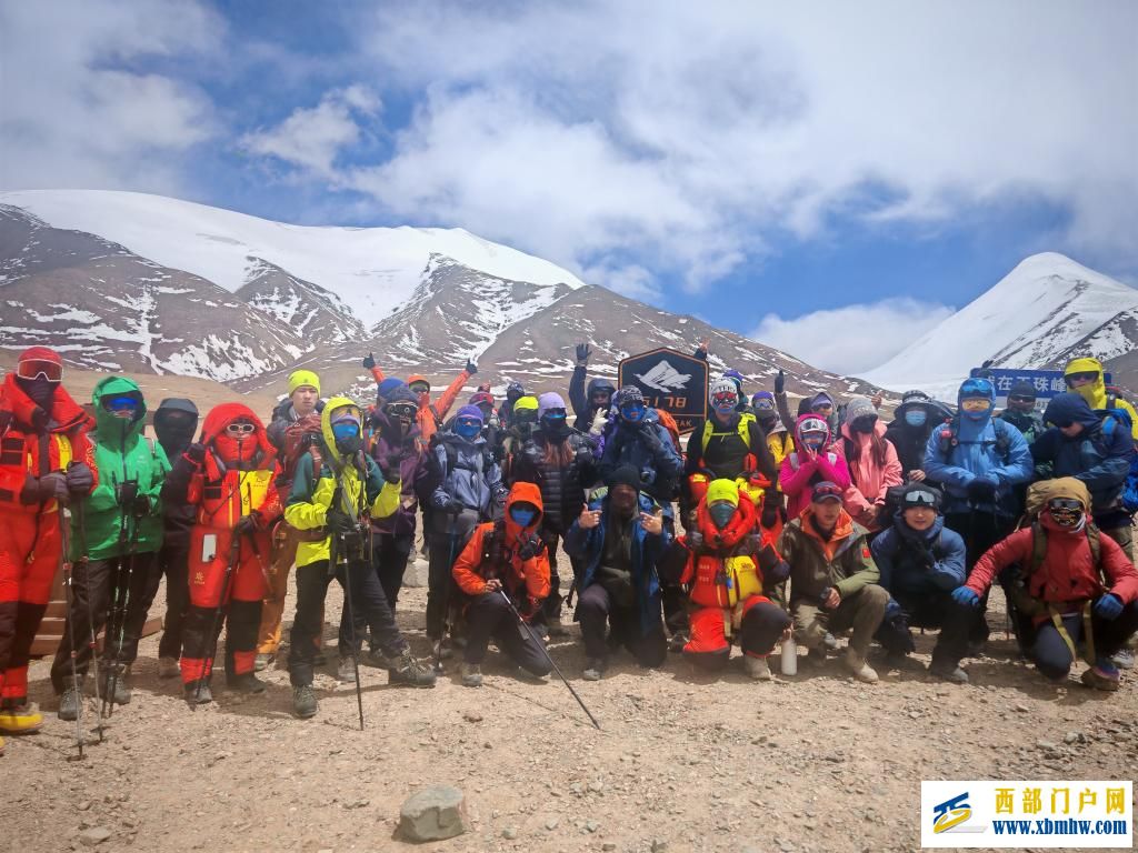 记者手记:雪山之巅感受昆仑的风(图3) 记者手记:雪山之巅感受昆仑的风(图3)