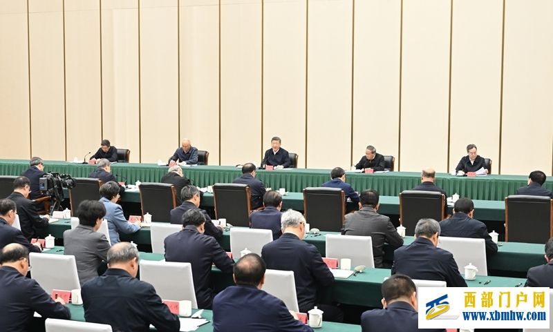 习近平在河北雄安新区考察(图12) 习近平在河北雄安新区考察(图12)